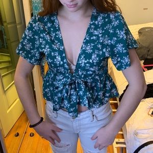 Front tie floral shirt